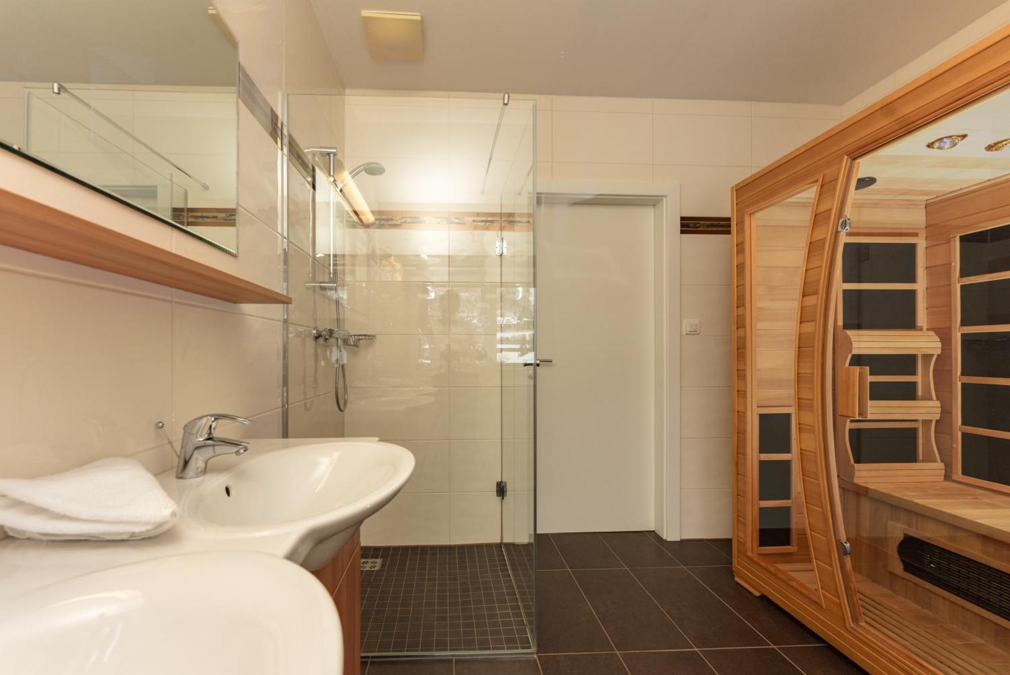 Ferienwohnungen Karoline By Schladming-Appartements Δωμάτιο φωτογραφία